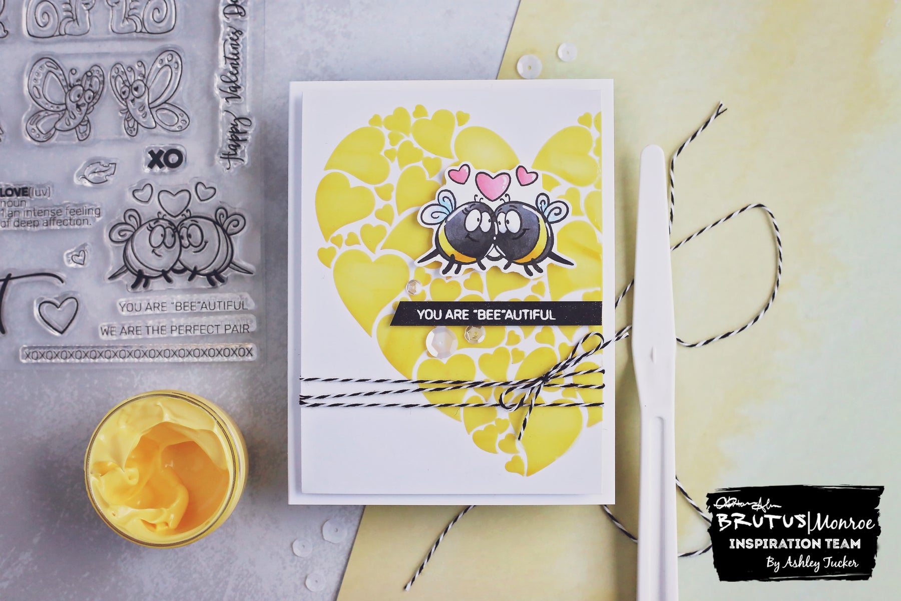 A Bee-autiful Valentine | Cards with Ashley