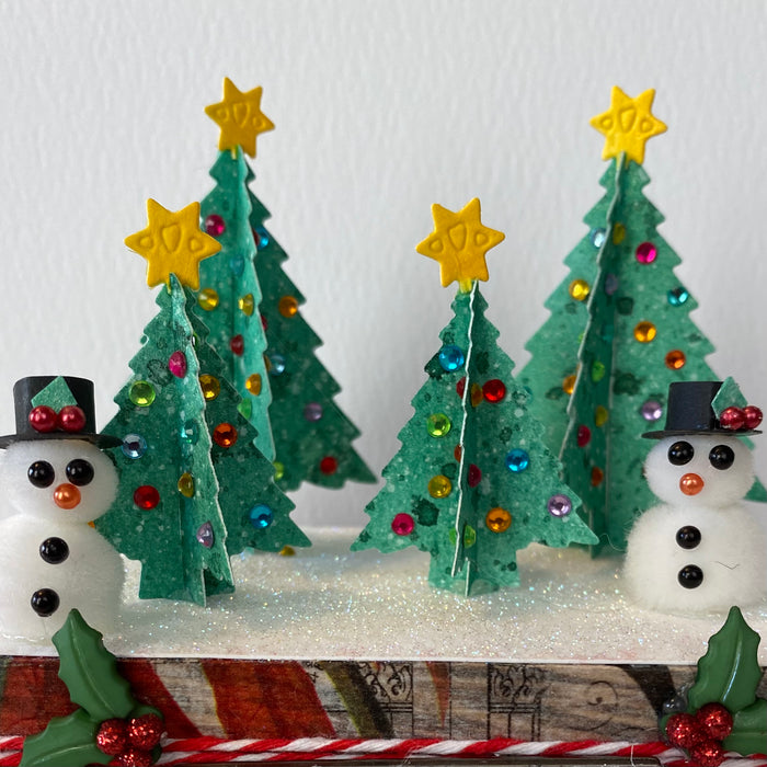 3D Christmas Trees with Chroma Mist