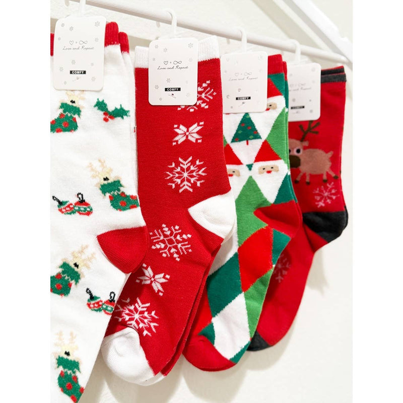 Cozy Christmas Theme Socks